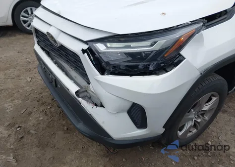 2023 Toyota Rav4 Xle z USA, uszkodzony, nr VIN 2T3P1RFV0PC353736